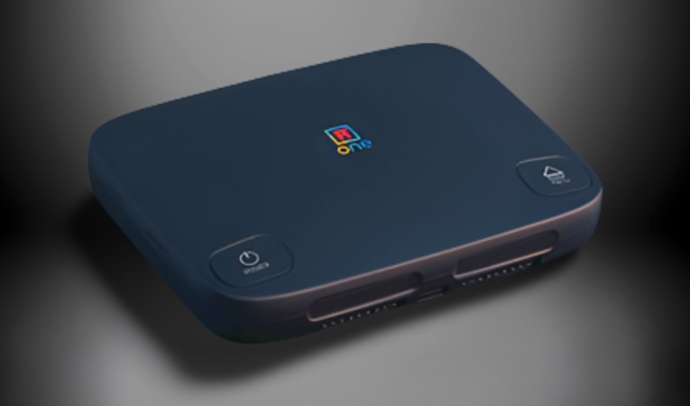 New modern PS1 FPGA console plays your favorite retro games at 1440p